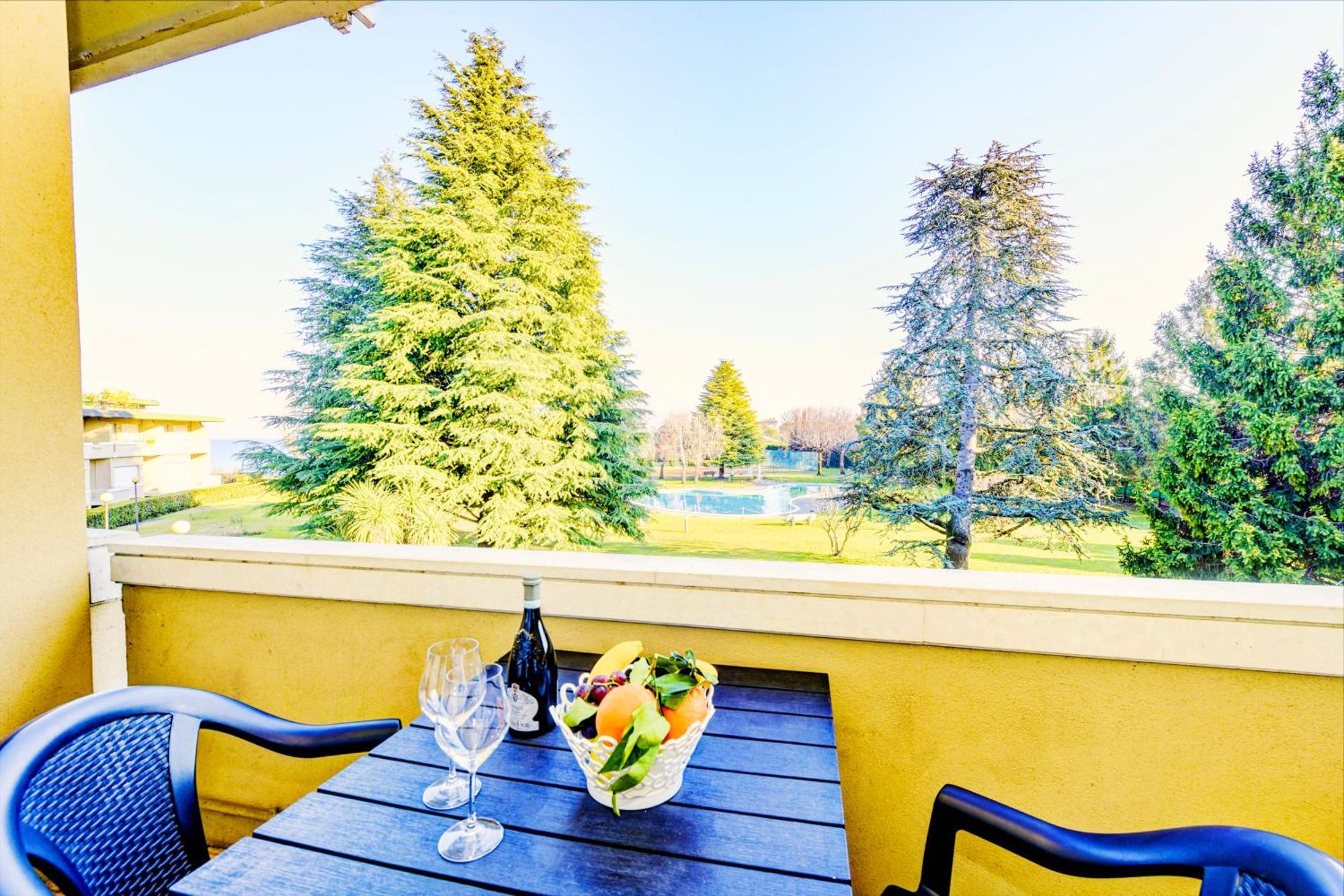 The Riva Apartment Sirmione Zewnętrze zdjęcie