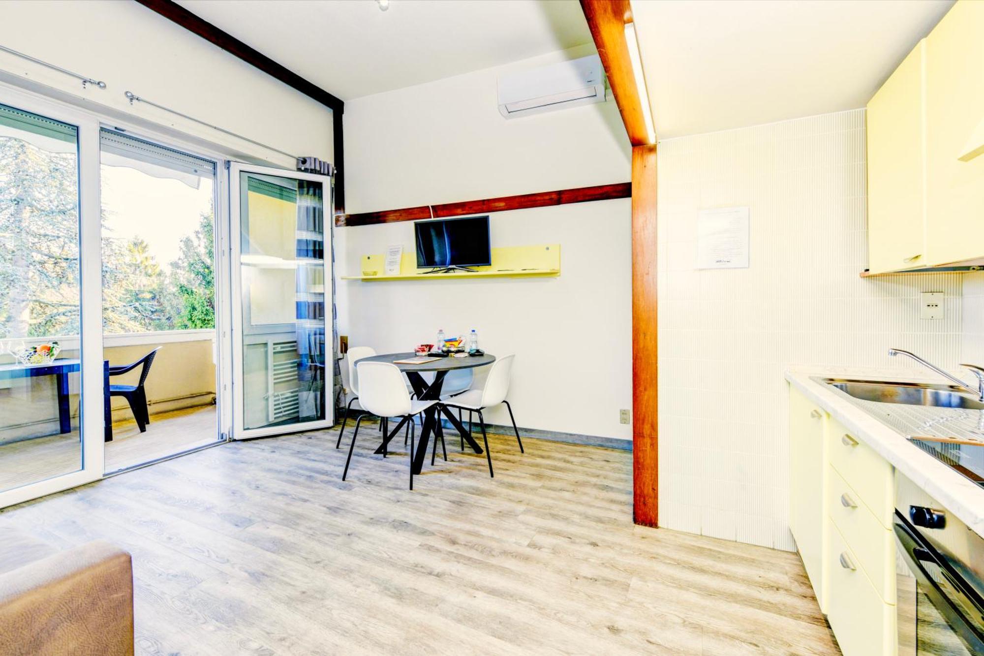 The Riva Apartment Sirmione Zewnętrze zdjęcie